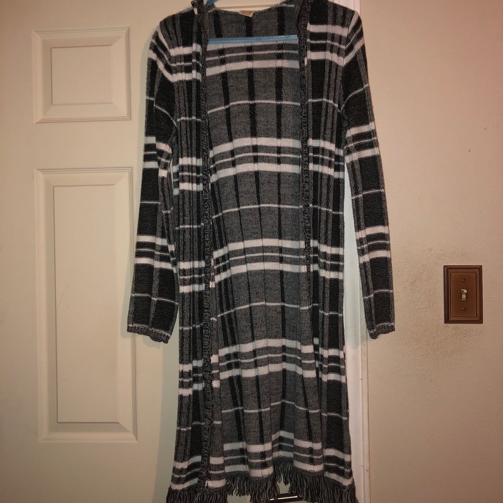 Black & White Pattern-- Long Hooded Cardigan